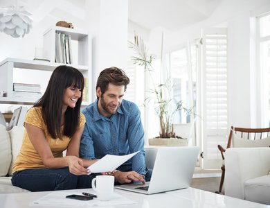 FLoating image on the left